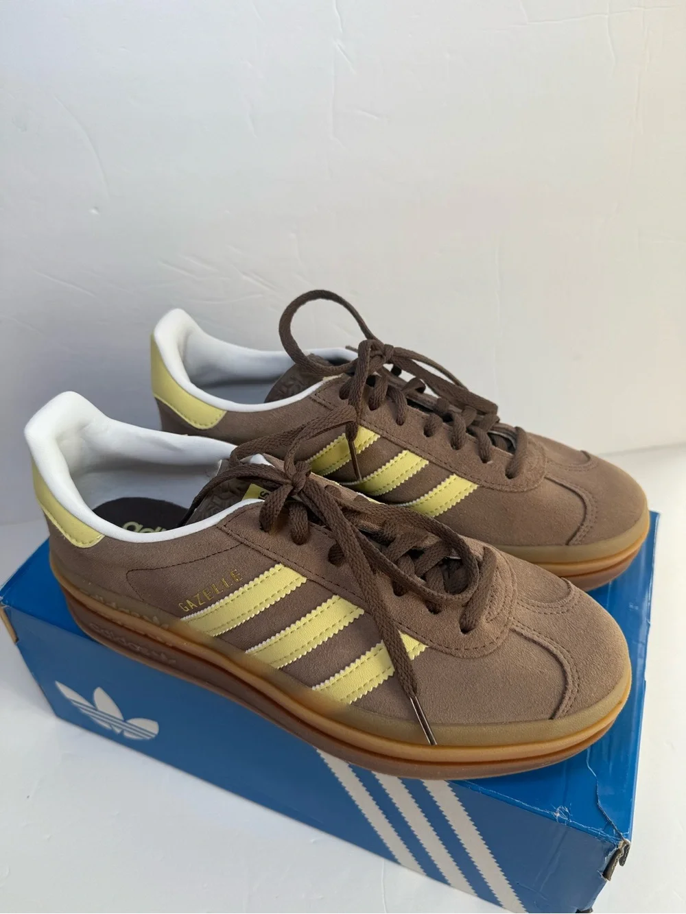 Adidas Gazelle Bold - Women’s 7.5 - Brown / Yellow JI2697 - New